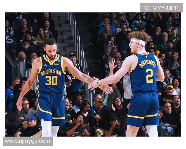 库里11中2勇士大胜送鹈鹕5连败 穆迪32+8三分单节21分生计新高